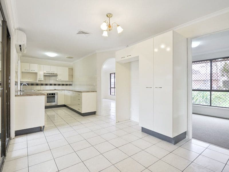9 Tortuga Street, DECEPTION BAY QLD 4508, Deception Bay - Thumbnail 2