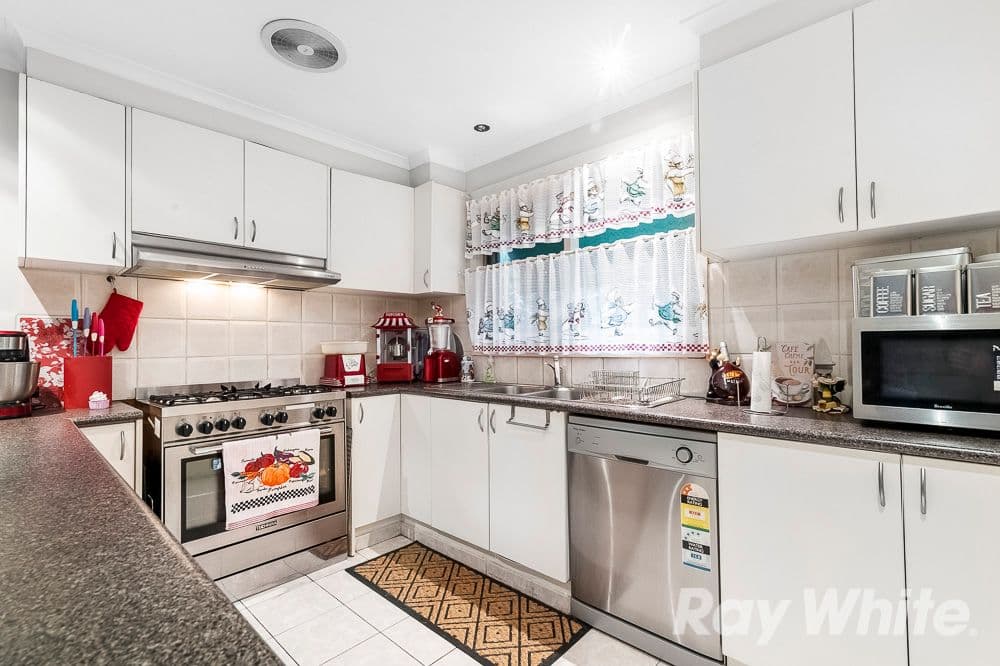 11 Ascot Court, Dandenong North VIC 3175, Dandenong North - Thumbnail 6