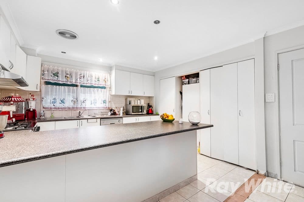 11 Ascot Court, Dandenong North VIC 3175, Dandenong North - Thumbnail 8