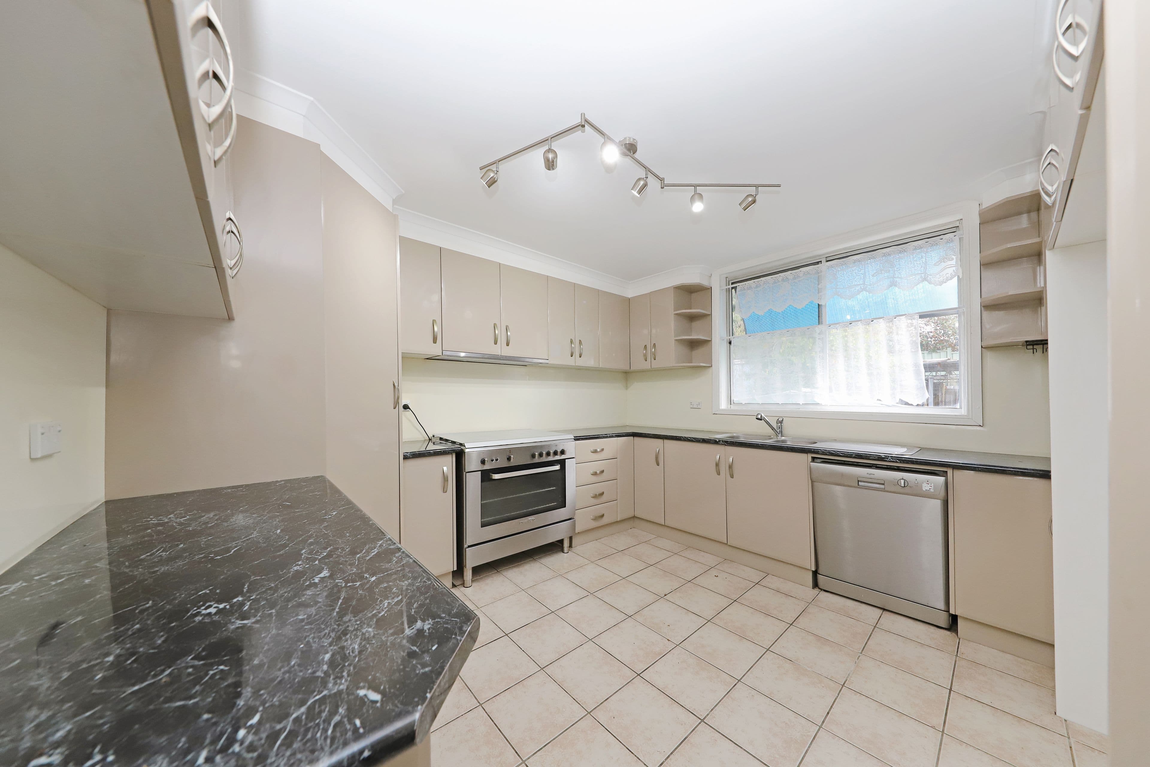 19 Capper Street, Tumut NSW 2720, Tumut - Thumbnail 5