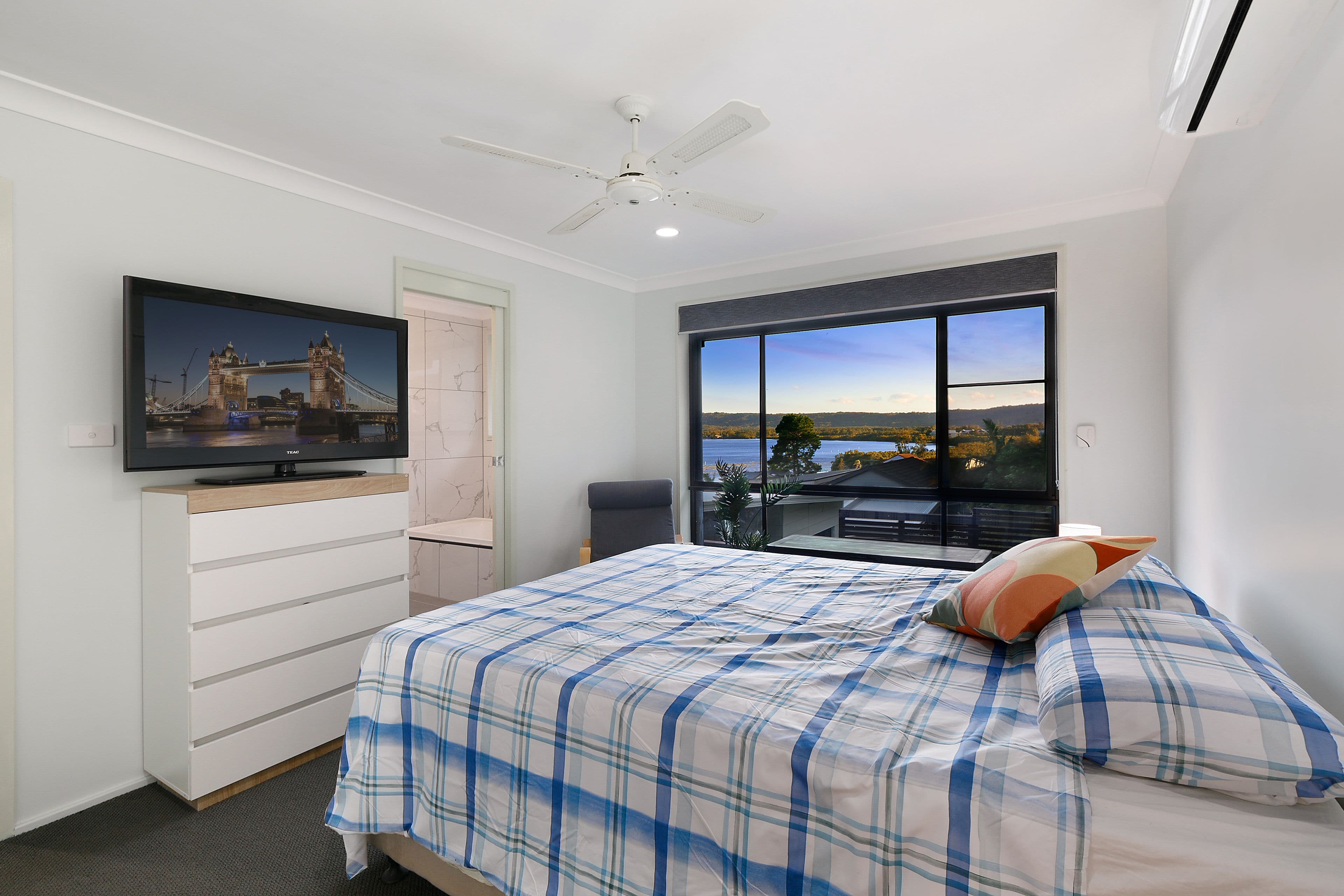 93 Broadwater Drive, Saratoga NSW 2251, Saratoga - Thumbnail 6