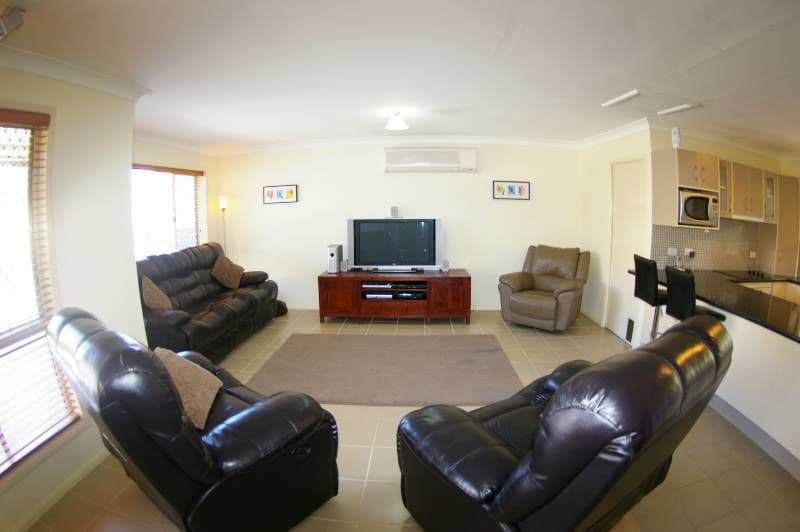 7 Nowak Court, DECEPTION BAY QLD 4508, Deception Bay - Thumbnail 6