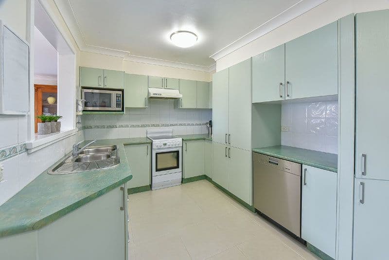 5 Glenbrook Place, The Oaks NSW 2570, The Oaks - Thumbnail 3