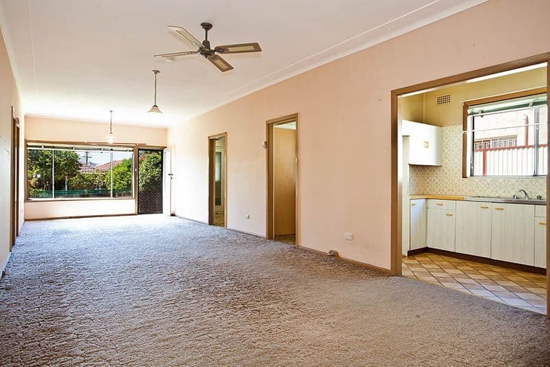 6 Thomson Avenue, BEVERLY HILLS NSW 2209, Beverly Hills - Thumbnail 2
