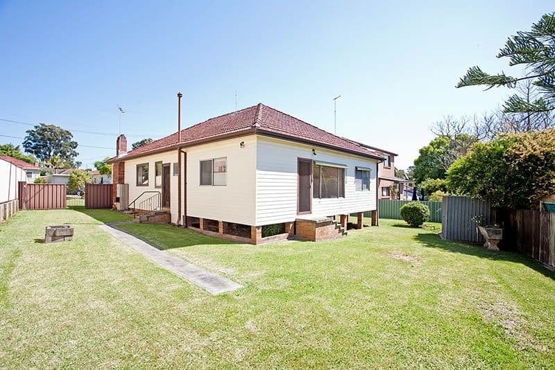 6 Thomson Avenue, BEVERLY HILLS NSW 2209, Beverly Hills - Thumbnail 6