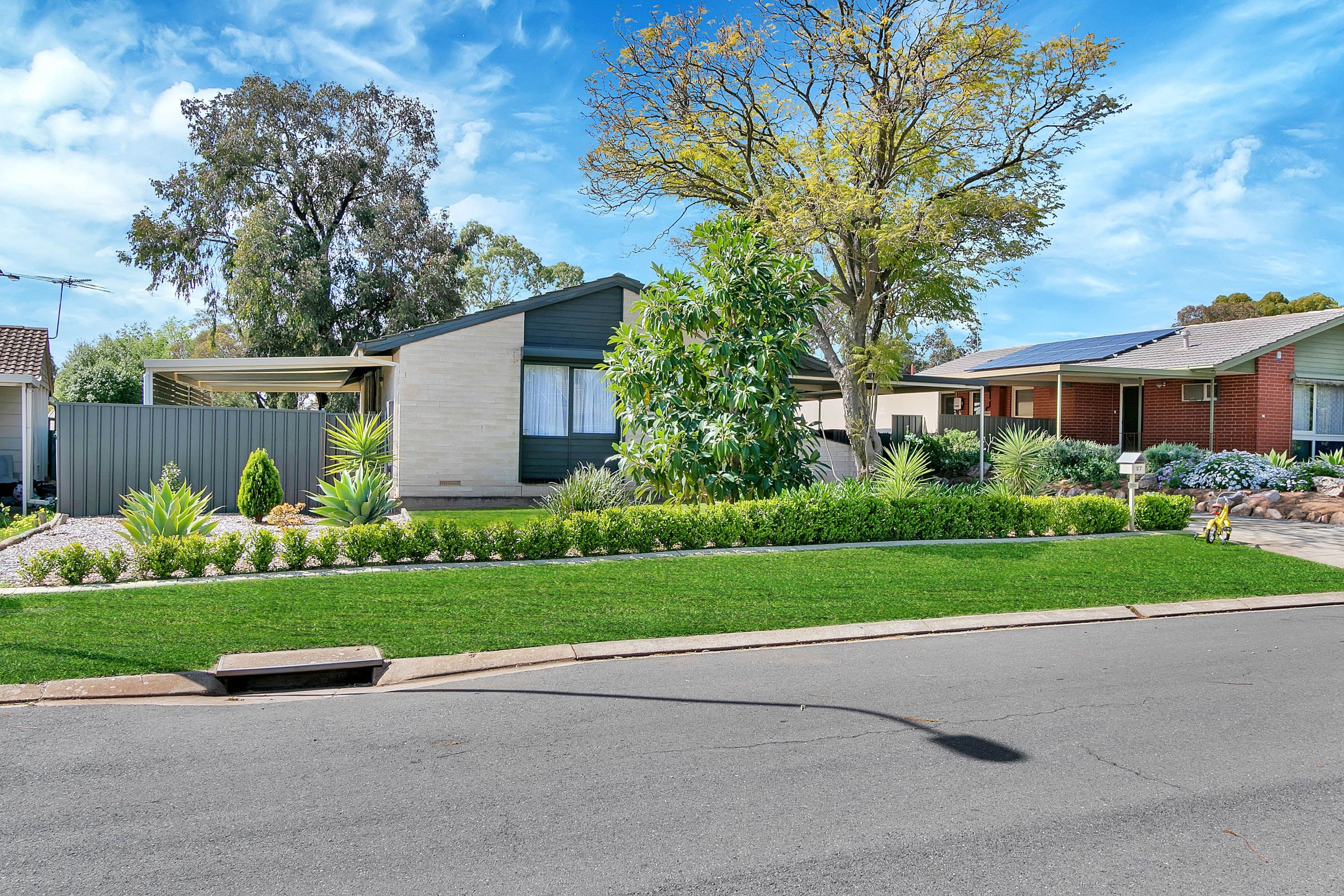 27 Callanna Court, Craigmore SA 5114, Craigmore - Thumbnail 2