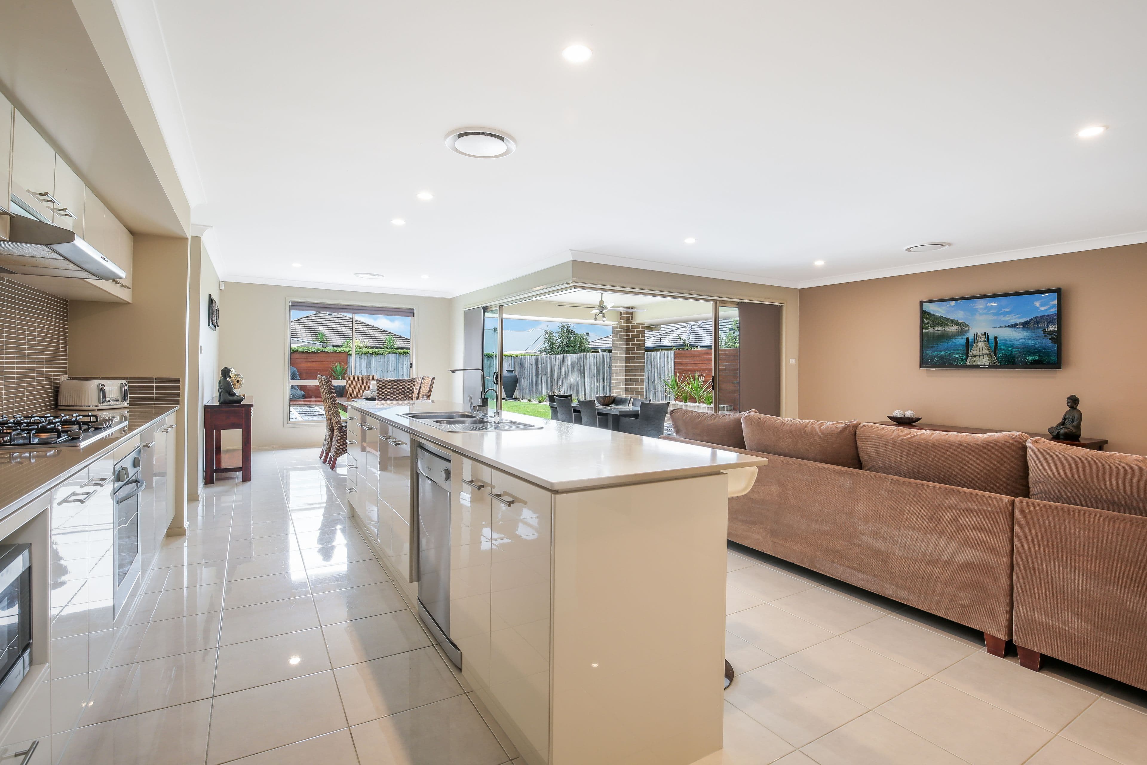 25 Bootles Lane, Pitt Town - Thumbnail 3