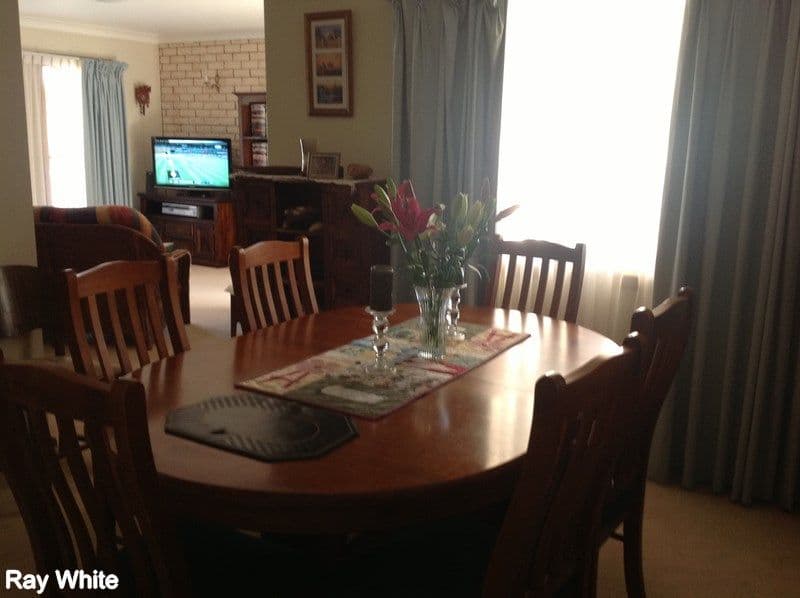 9 Chelsea Crescent, Forbes NSW 2871, Forbes - Thumbnail 3