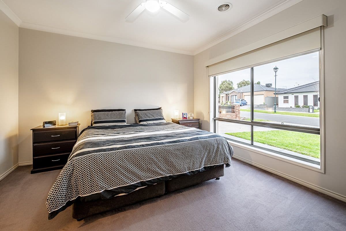 10 Monmouth Road, Cranbourne East VIC 3977, Cranbourne East - Thumbnail 7