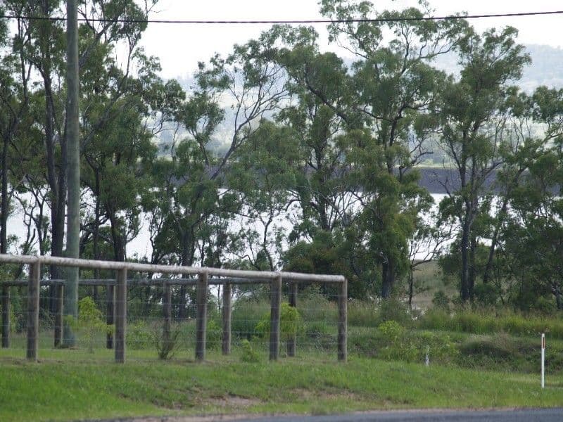 77 Lakes Drive, LAIDLEY HEIGHTS QLD 4341, Laidley Heights - Thumbnail 3