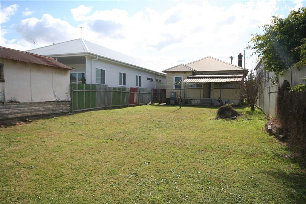 61 Hereford Street, STOCKTON NSW 2295, Stockton - Thumbnail 2