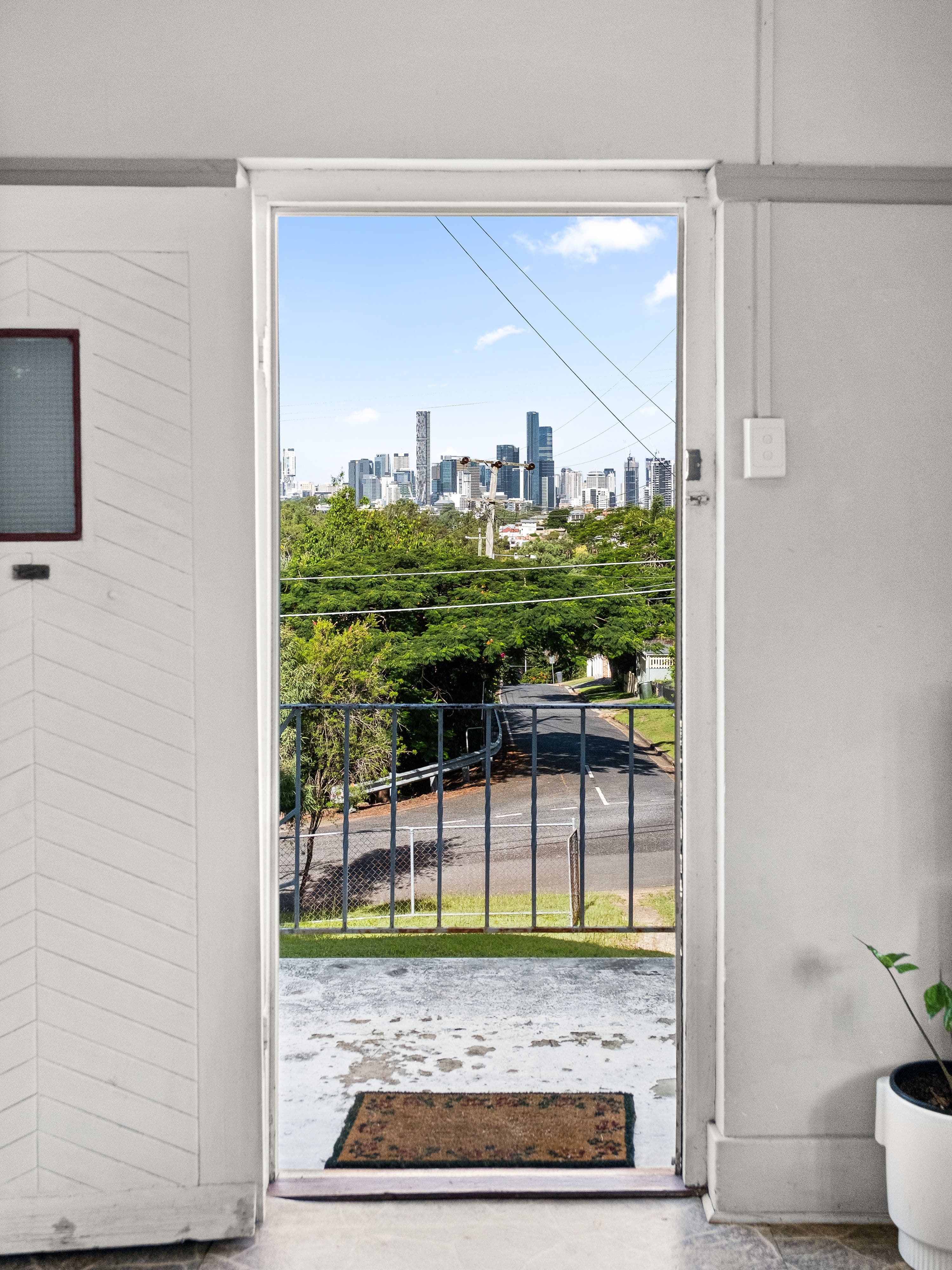 39 Hebe Street, Bardon QLD 4065, Bardon - Thumbnail 3