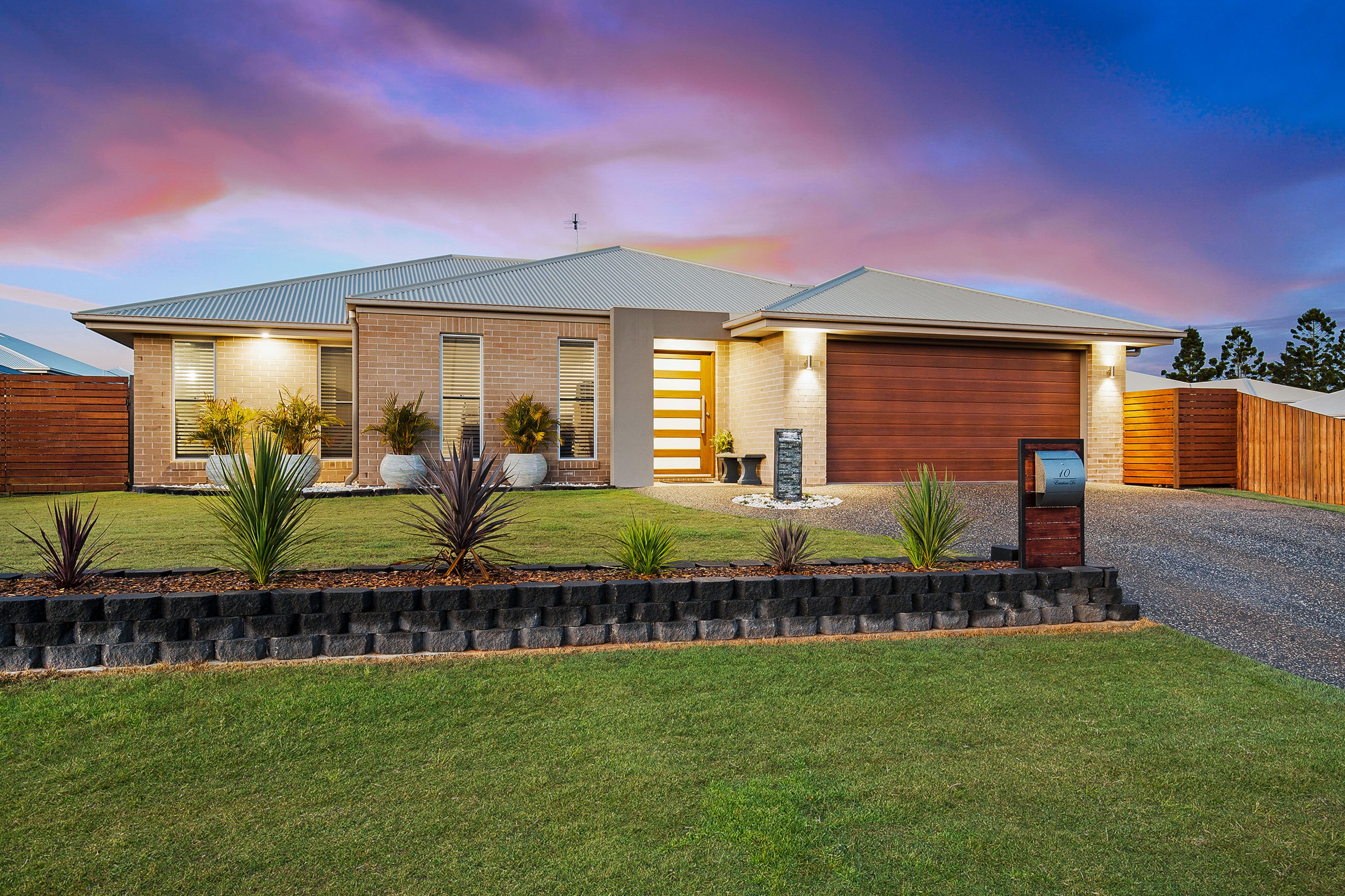 10 Entabeni Drive, Kearneys Spring QLD 4350, Kearneys Spring - Image 1