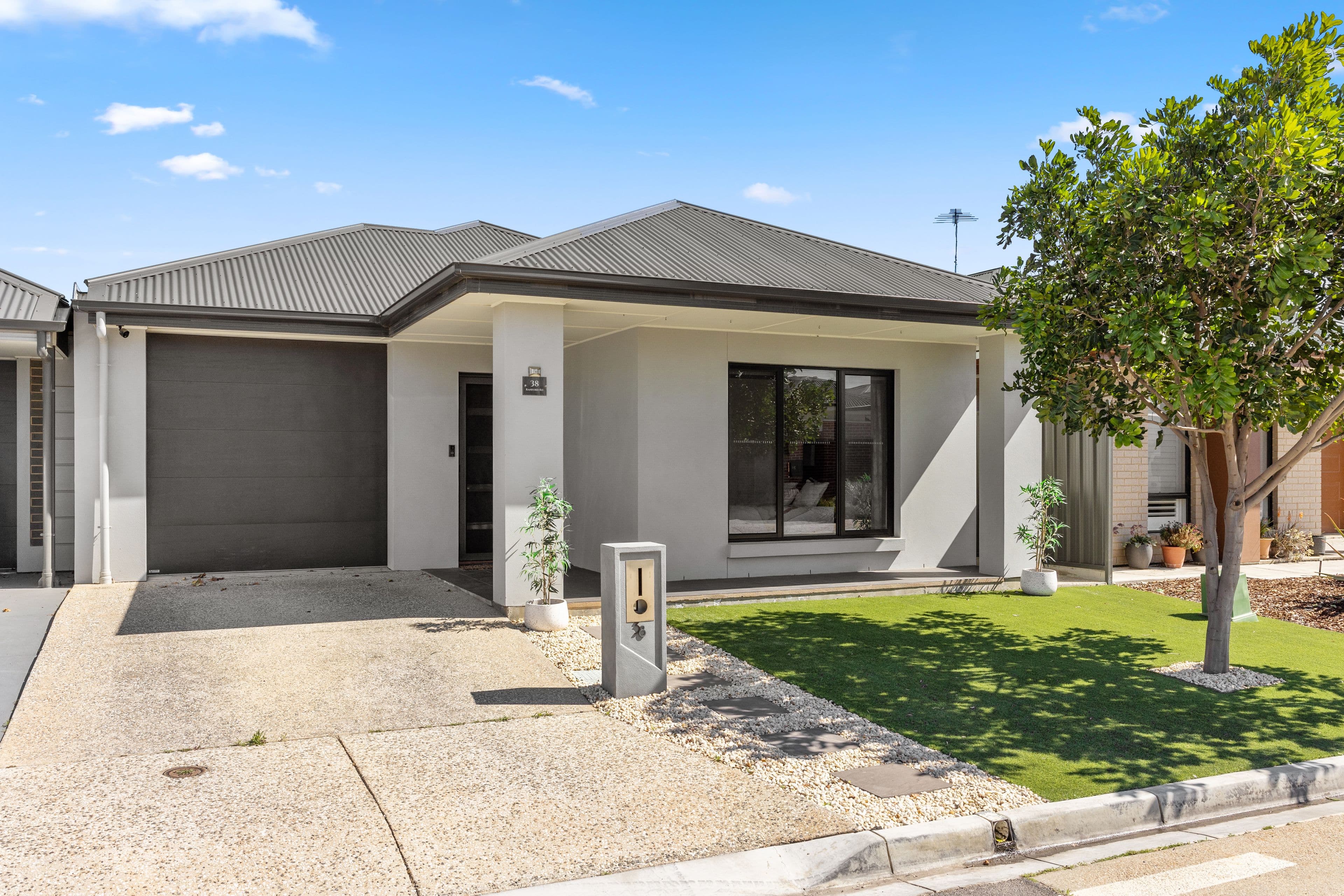 38 Ranford Road, Largs North SA 5016, Largs North - Thumbnail 2