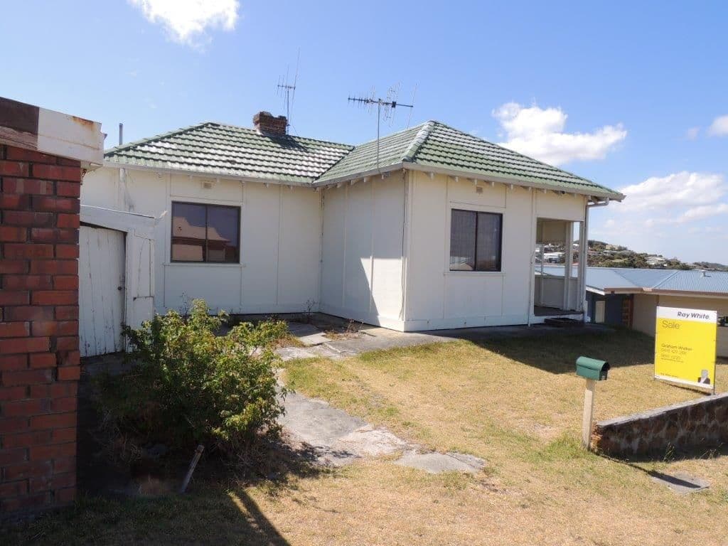 19 McKenzie Street, Middleton Beach WA 6330, Middleton Beach - Thumbnail 2