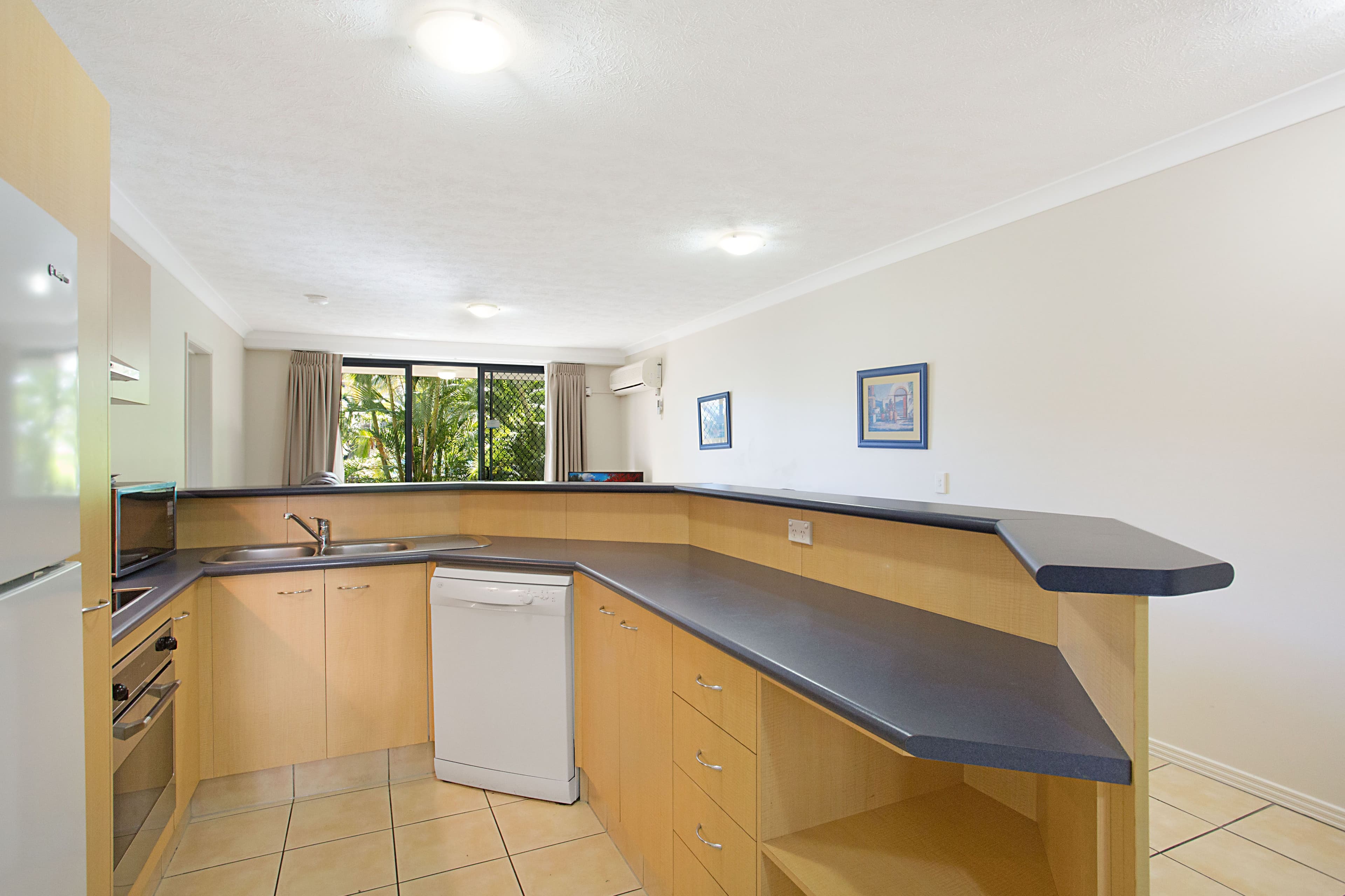 2342 'Turtle Beach Resort' Gold Coast Highway, Mermaid Beach QLD 4218, Mermaid Beach - Thumbnail 4