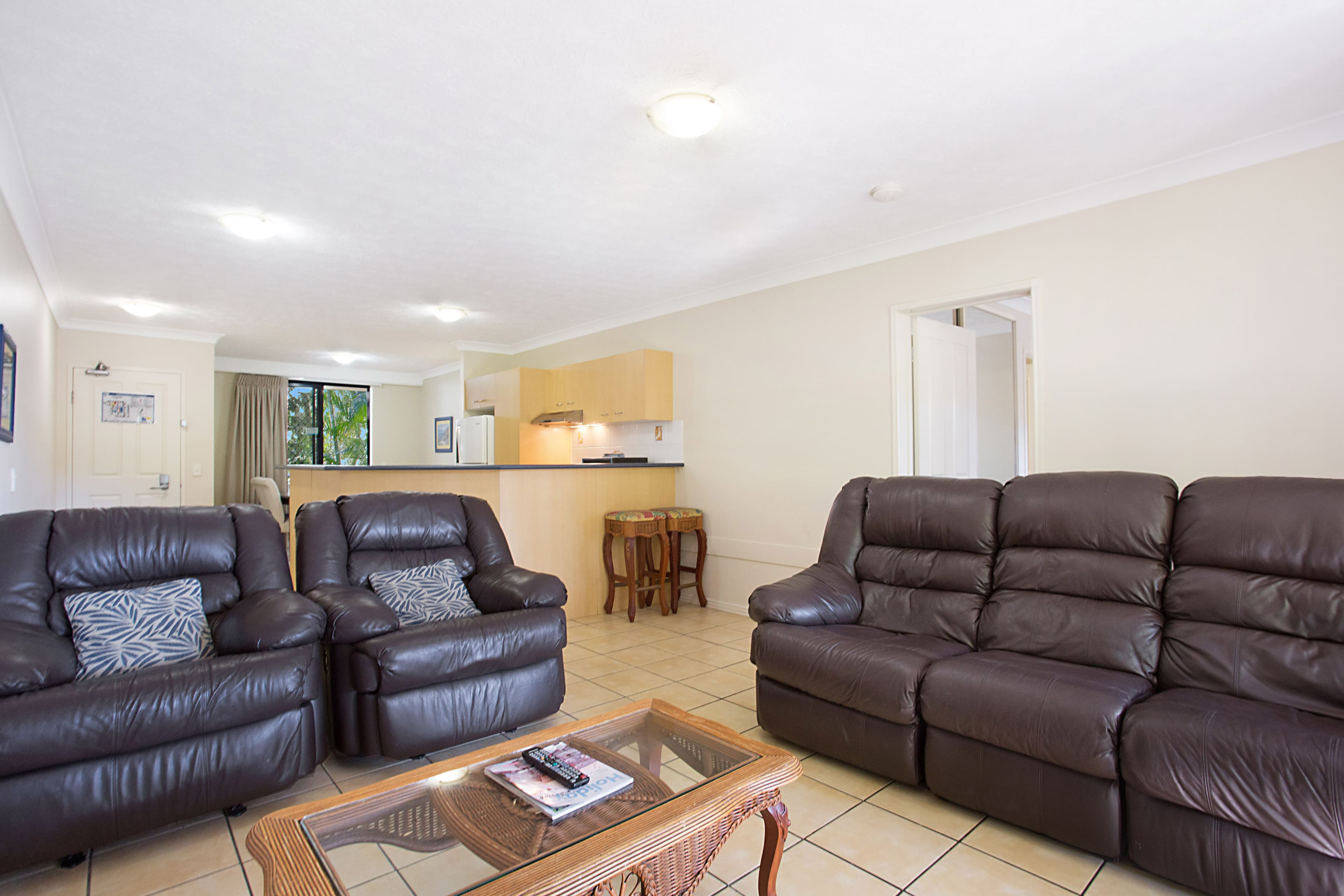 2342 'Turtle Beach Resort' Gold Coast Highway, Mermaid Beach QLD 4218, Mermaid Beach - Thumbnail 7