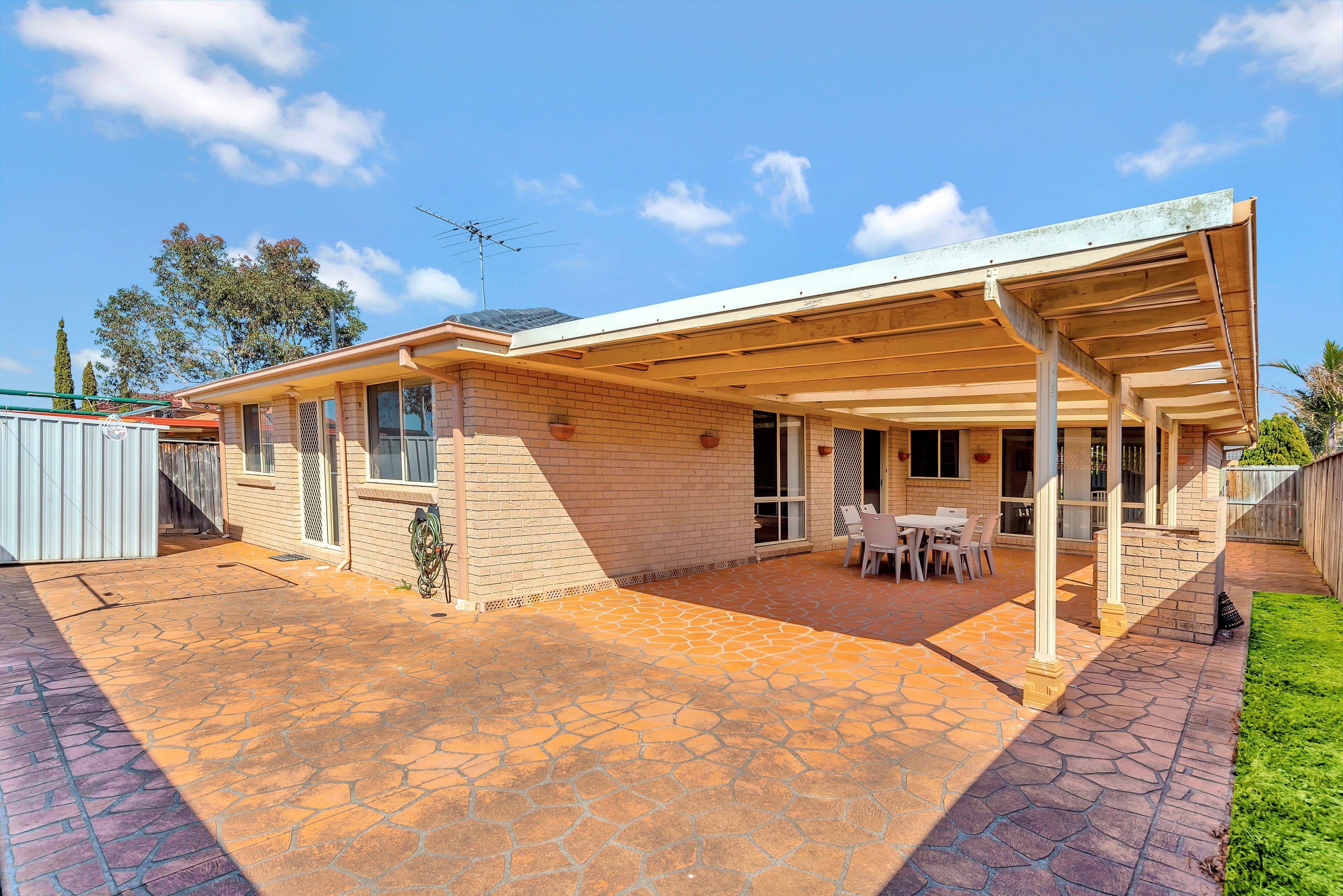 62 Rossini Drive, Hinchinbrook - Thumbnail 2