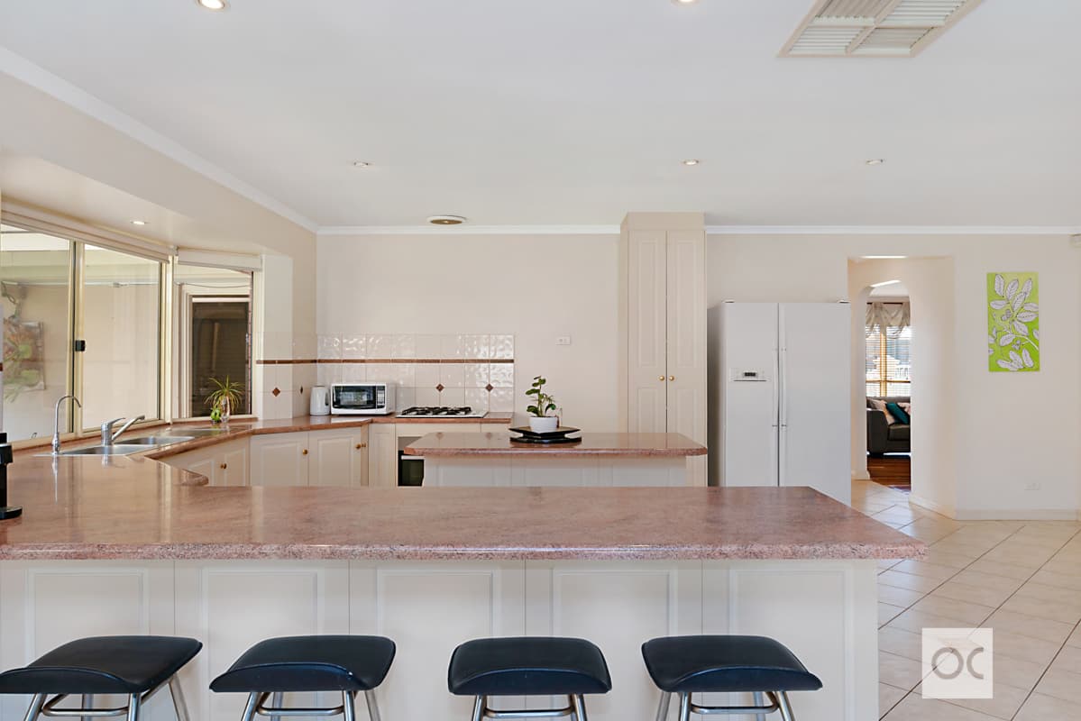 13 Westwood Boulevard, Ferryden Park - Thumbnail 7