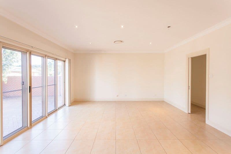 118 Hillam Drive, GRIFFITH NSW 2680, Griffith - Thumbnail 8
