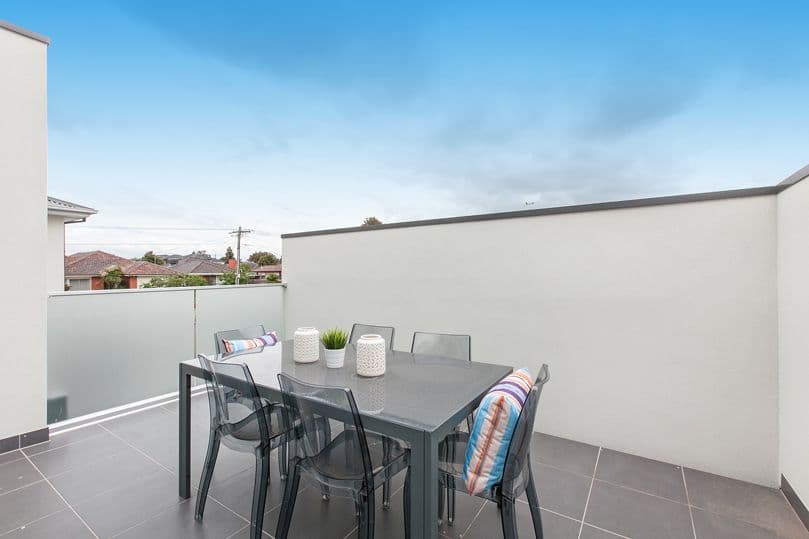 4 Valencia Street, Glenroy VIC 3046, Glenroy - Thumbnail 8