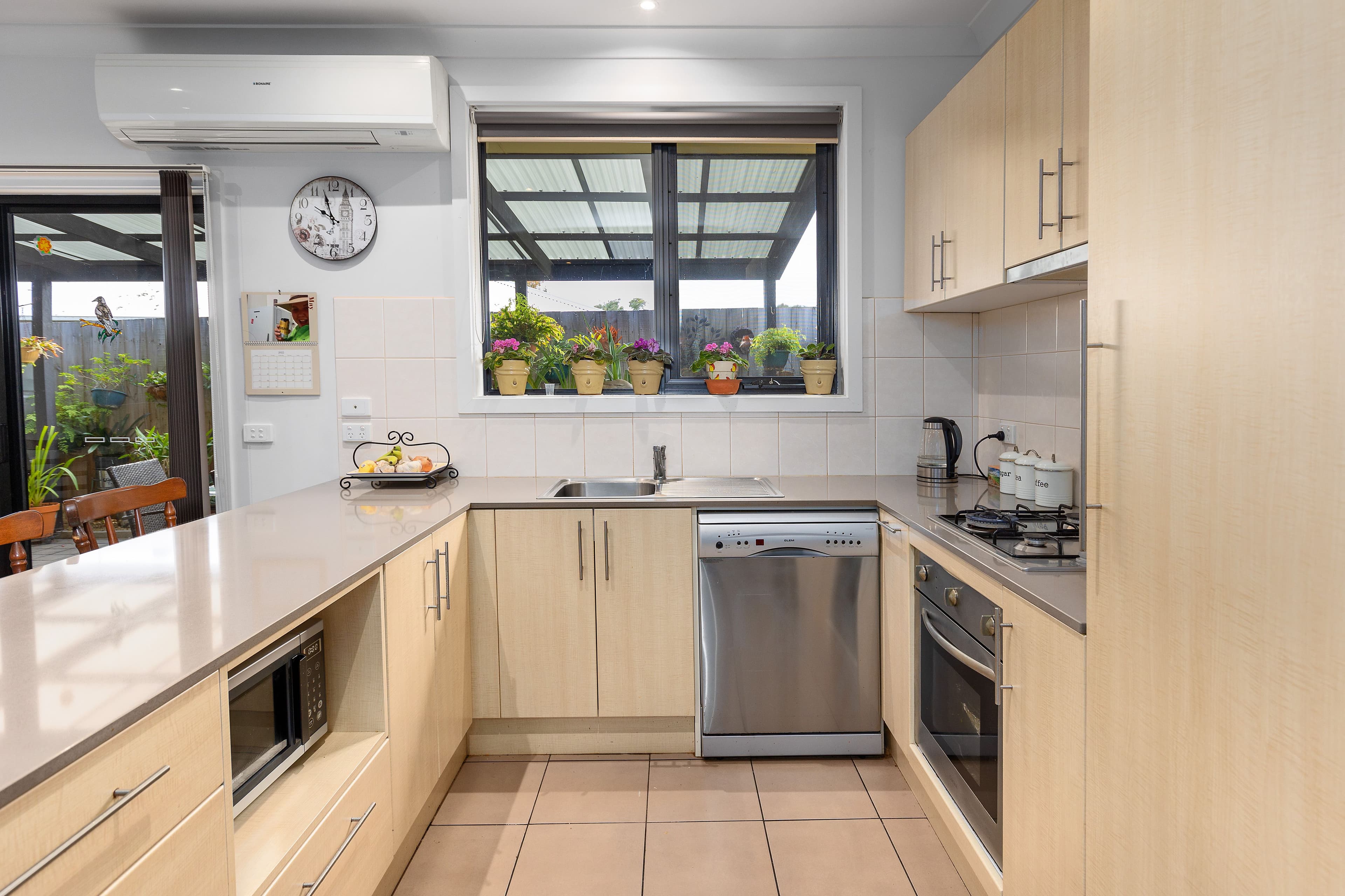 50 Warranilla Avenue, Rosebud VIC 3939, Rosebud - Thumbnail 2