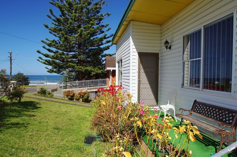 3 Hemsley Place, COLEDALE NSW 2515, Coledale - Thumbnail 2