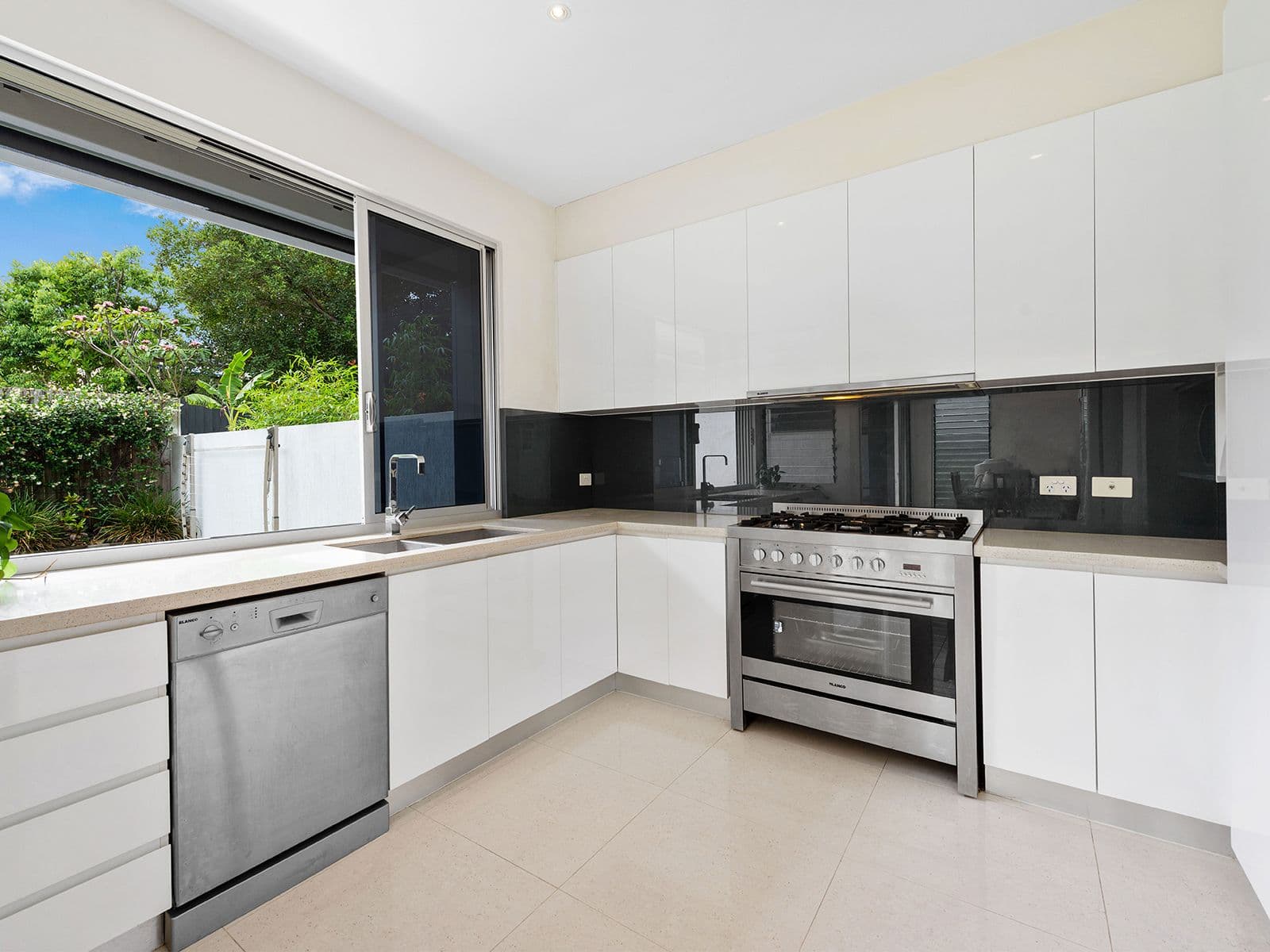 26 Holmes Street, Moorooka QLD 4105, Moorooka - Thumbnail 3