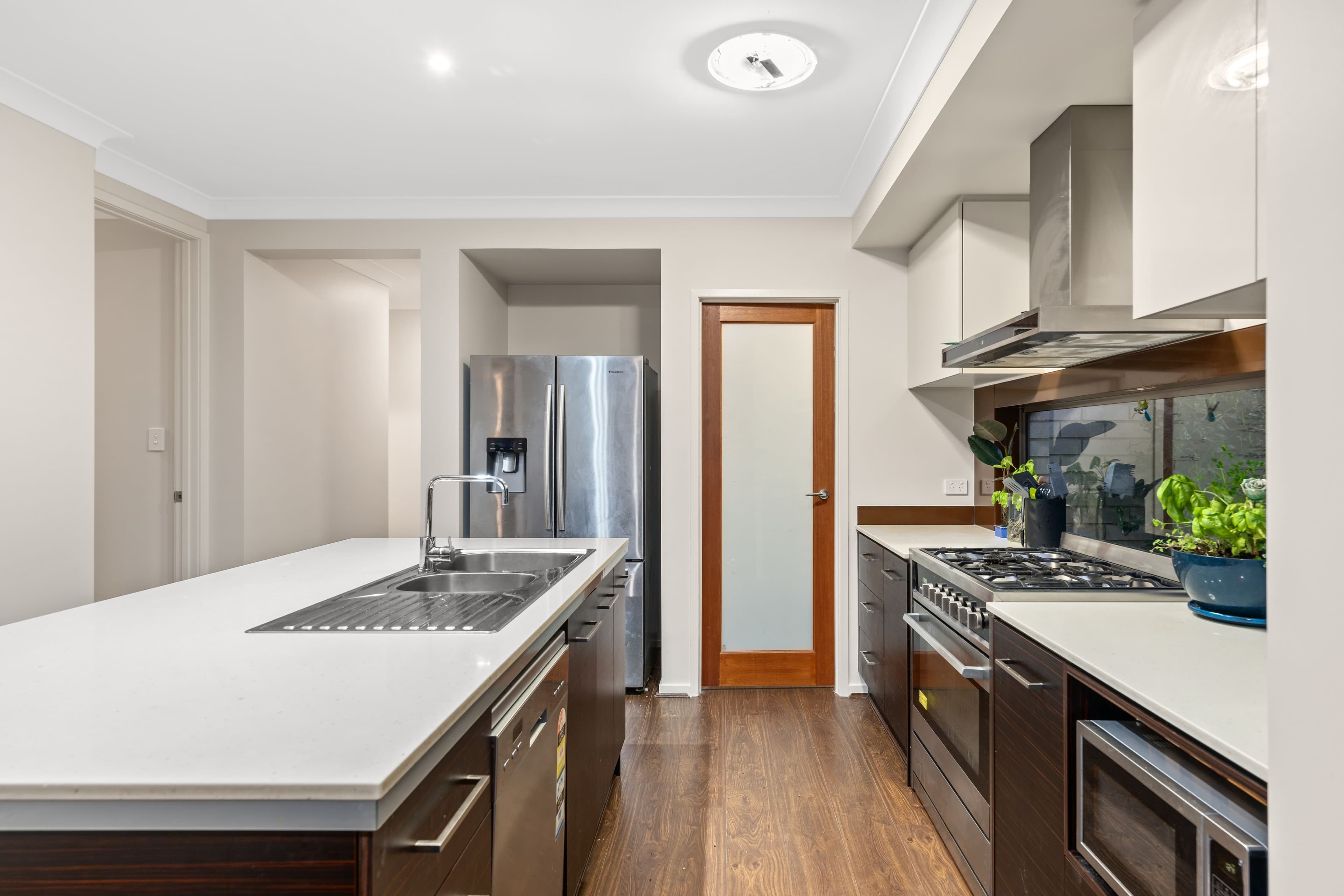 8 Comfort Street, South Ripley QLD 4306, South Ripley - Thumbnail 4