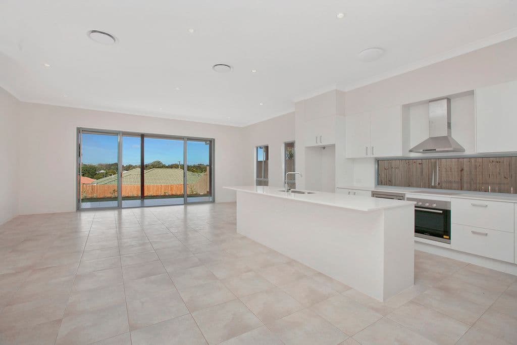 8 Rye Street, WELLINGTON POINT QLD 4160, Wellington Point - Thumbnail 2
