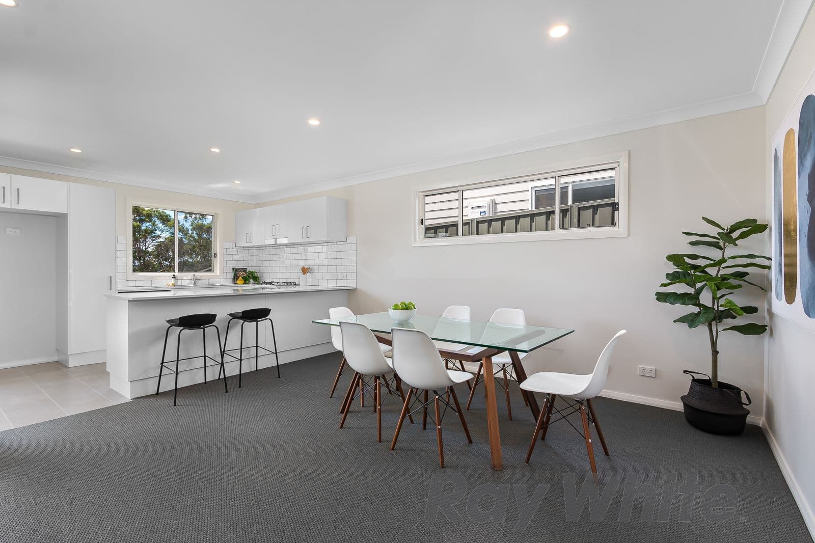 32 Blantyre Road, Macquarie Hills - Thumbnail 4