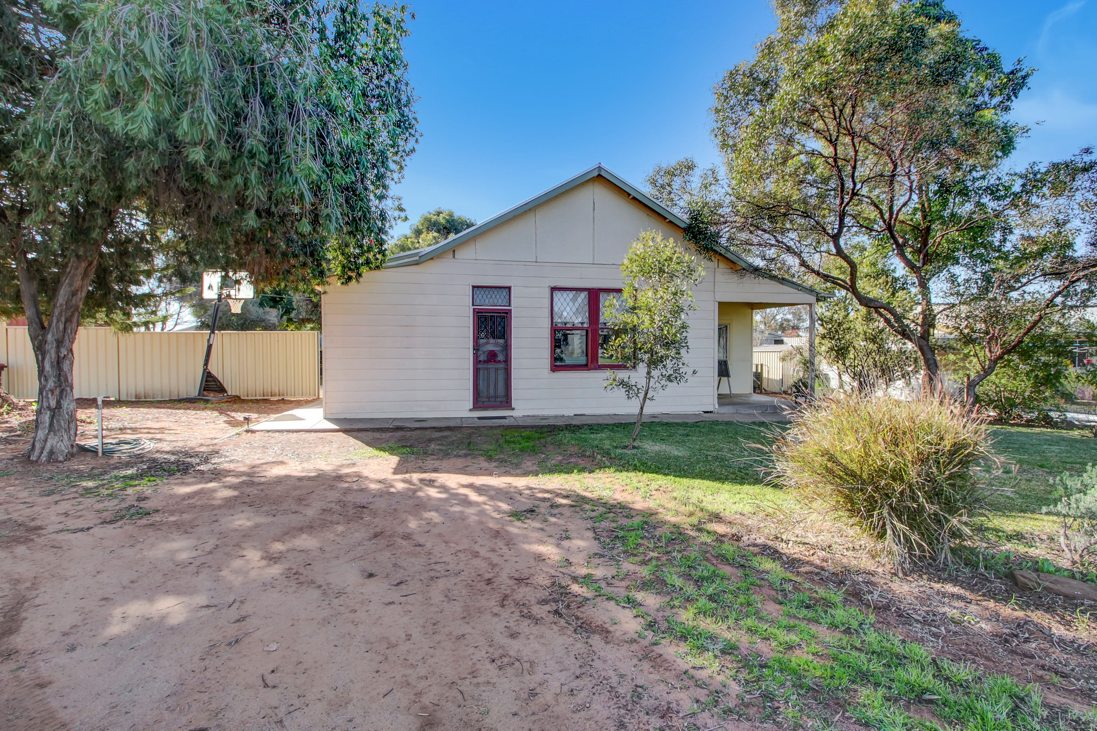 176 Eighth Sreet, Renmark SA 5341, Renmark North - Thumbnail 2