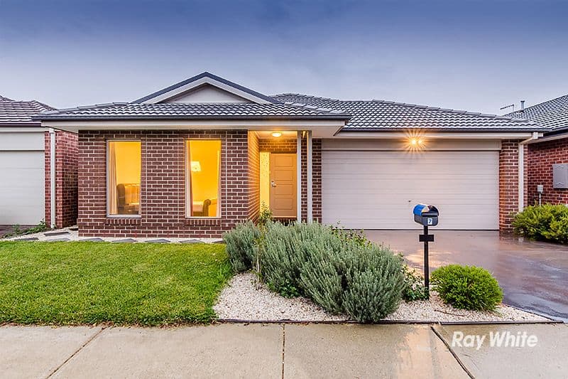 7 Morphetville Street, Clyde North VIC 3978, Clyde North - Image 1