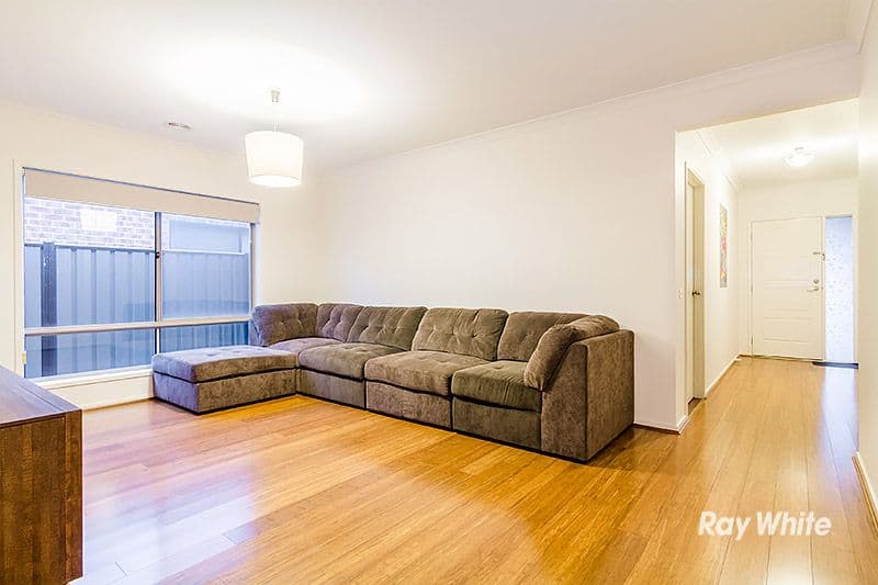 7 Morphetville Street, Clyde North VIC 3978, Clyde North - Thumbnail 5