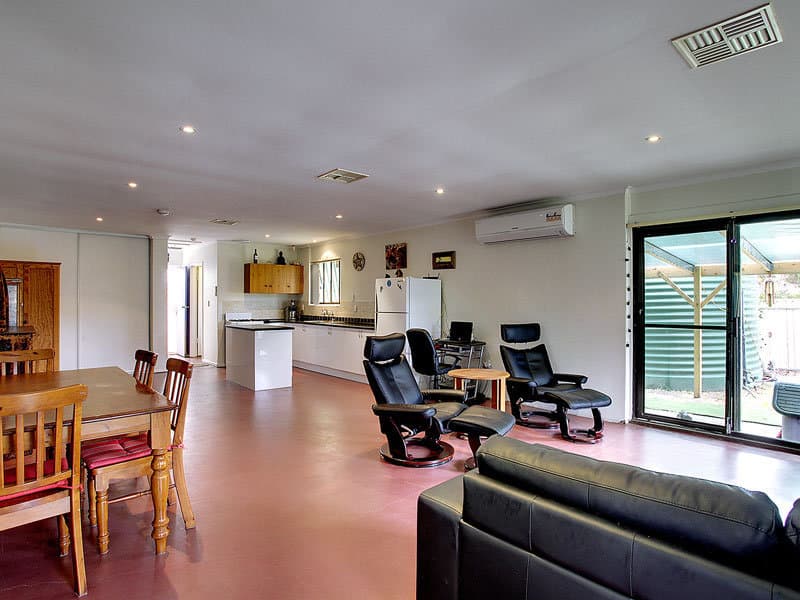 1 Phillip Street, Moana - Thumbnail 2