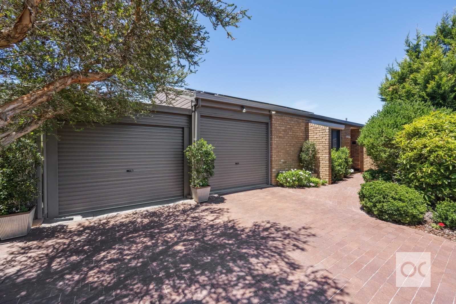 8 Peridot Close, Highbury - Thumbnail 2