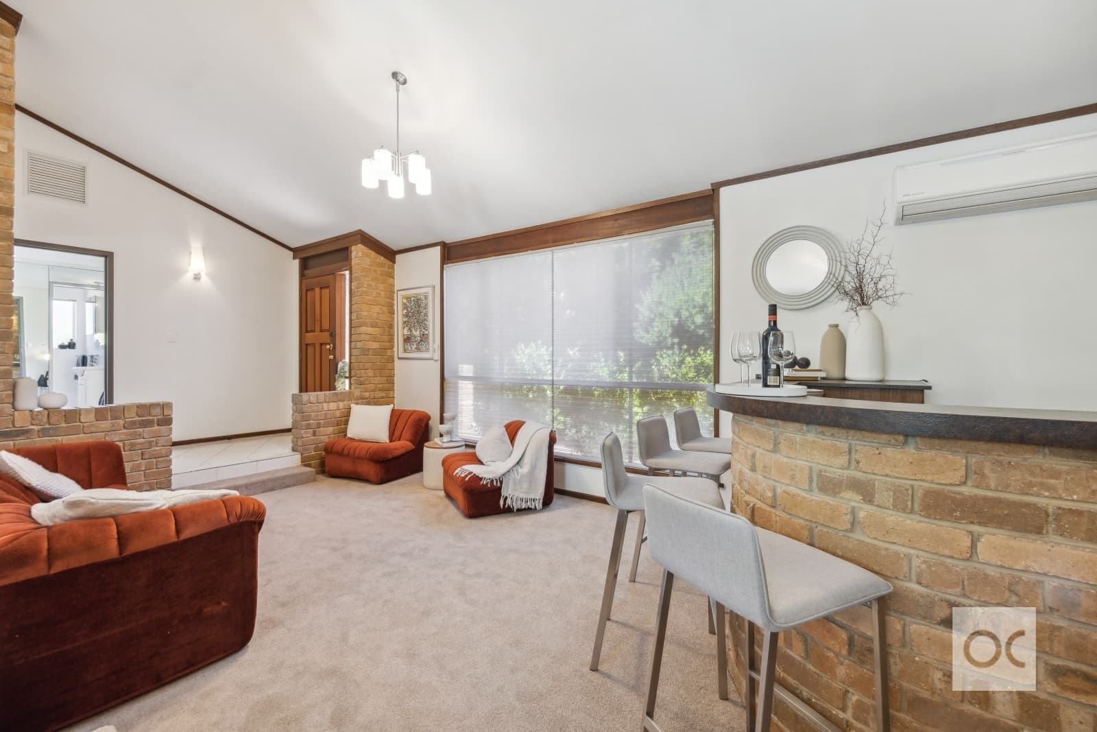 8 Peridot Close, Highbury - Thumbnail 4