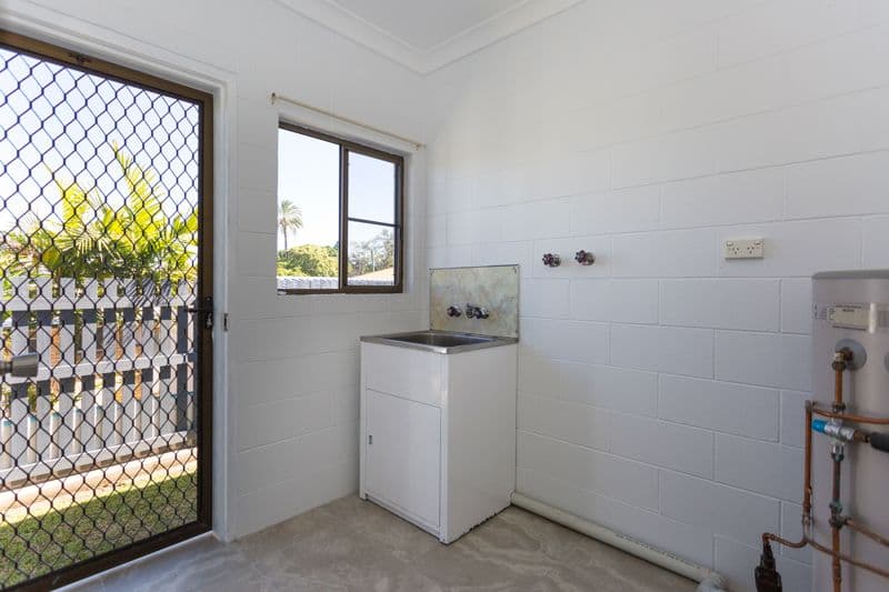 2 Kinnon Street, Glenella QLD 4740, Glenella - Thumbnail 7