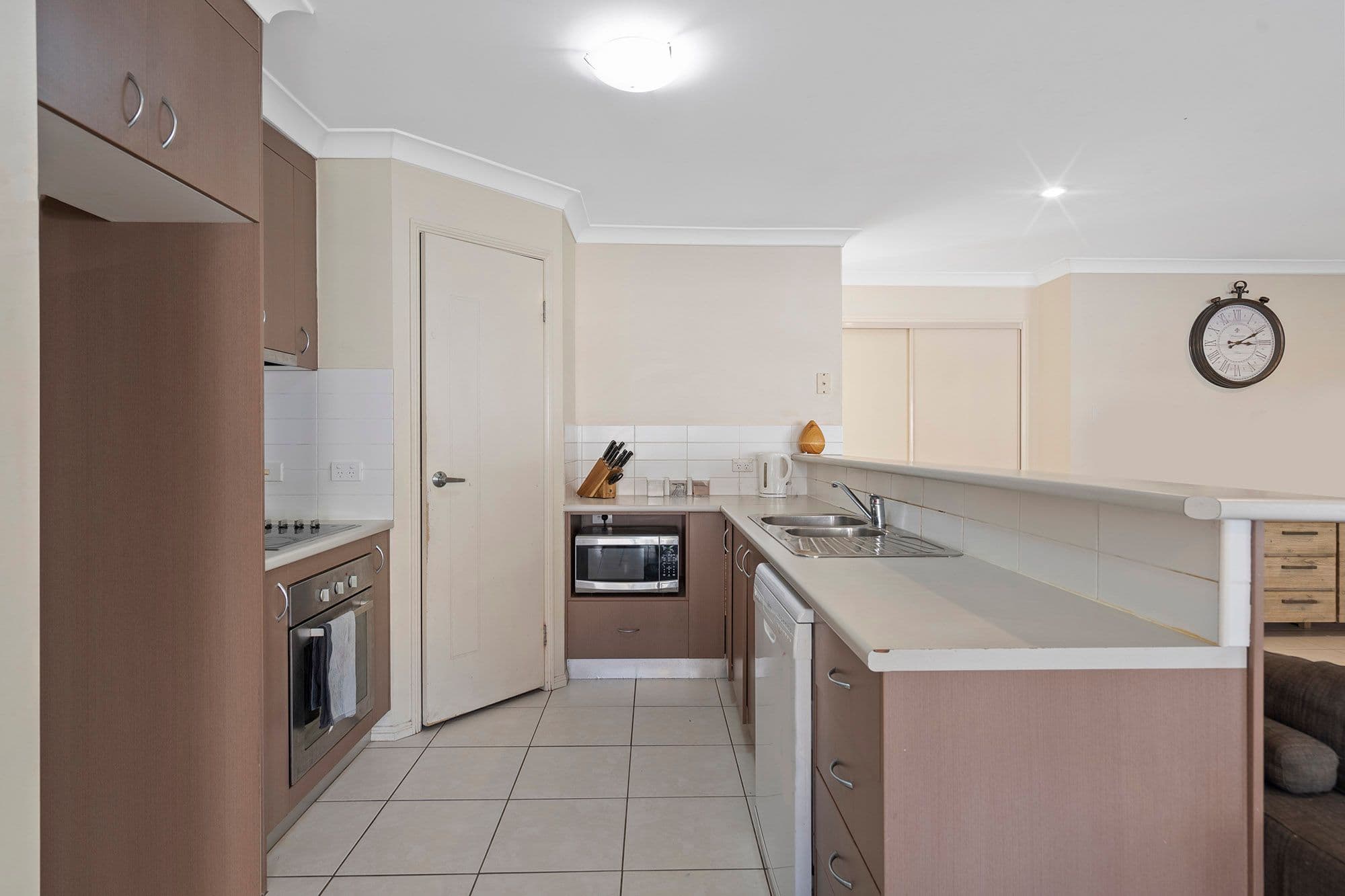 26 Spruce Street, Loganlea QLD 4131, Loganlea - Thumbnail 2