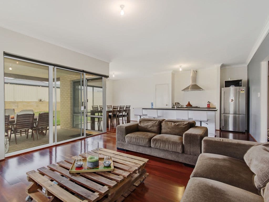 96 Cawana Parkway, Lakelands WA 6180, Lakelands - Thumbnail 2