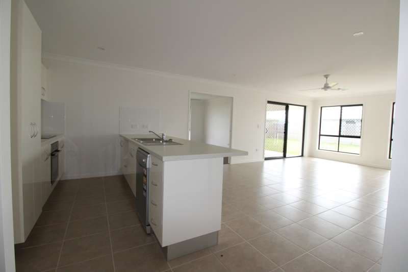 15 Speargrass Parade, Mount Low QLD 4818, Mount Low - Thumbnail 3