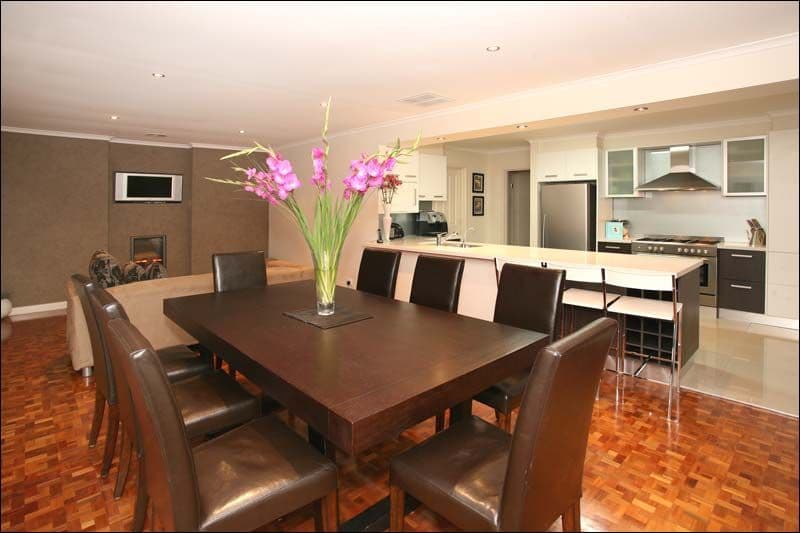 15 The Outlook, GLEN WAVERLEY VIC 3150, Glen Waverley - Thumbnail 4