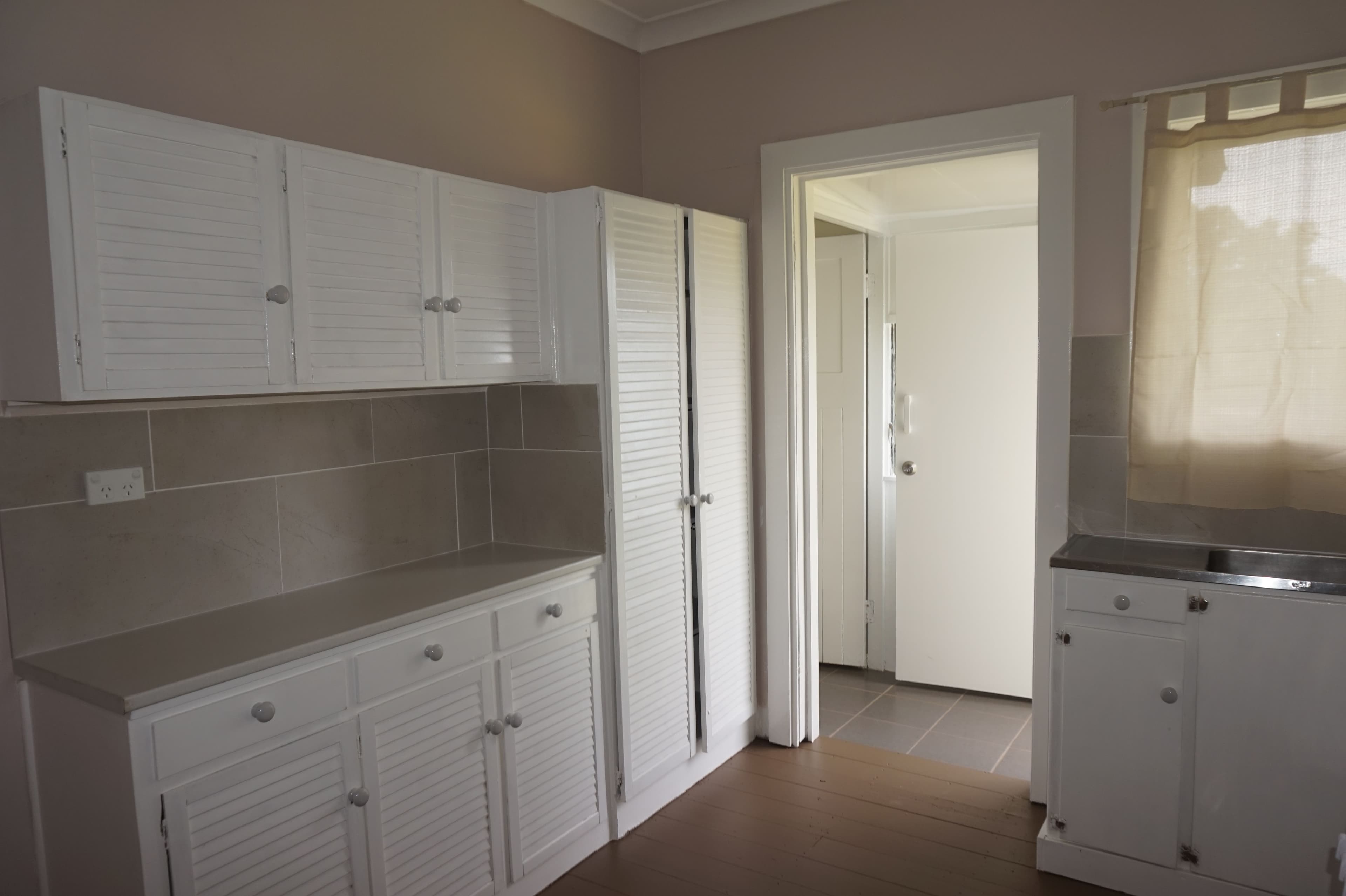 12 Carnival Street, Loganlea QLD 4131, Loganlea - Thumbnail 3