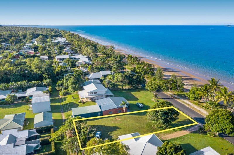 66 Kennedy Esplanade, SOUTH MISSION QLD 4852, South Mission Beach - Thumbnail 5