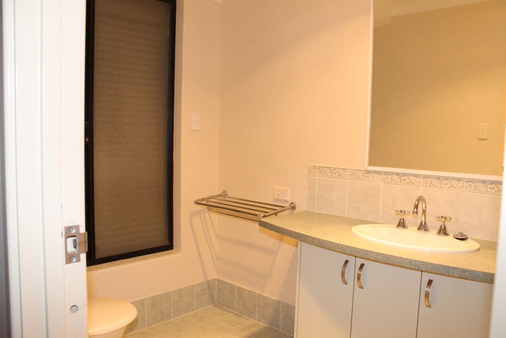 68 Abbotswood Drive, Landsdale WA 6065, Landsdale - Thumbnail 7