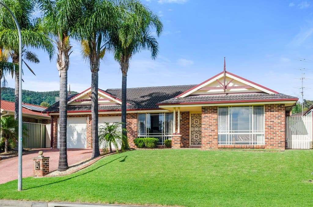 16 Gloucester Circuit, Albion Park - Image 1