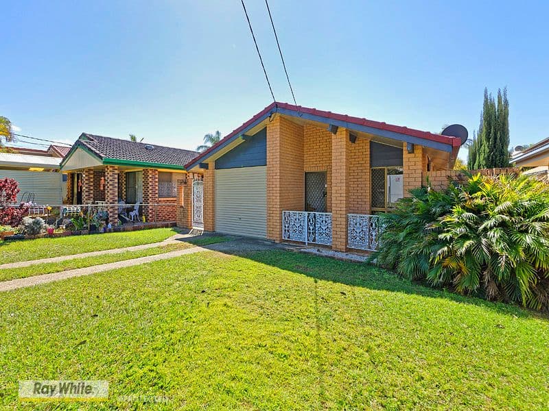 16 Anderson Street, Scarborough QLD 4020, Scarborough - Image 1