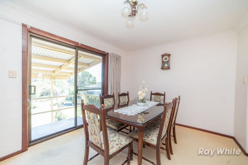 14 Caramana Drive, Waterview Heights - Thumbnail 4