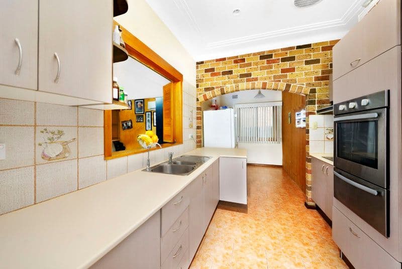 122 Beaconsfield Street, REVESBY NSW 2212, Revesby - Thumbnail 3