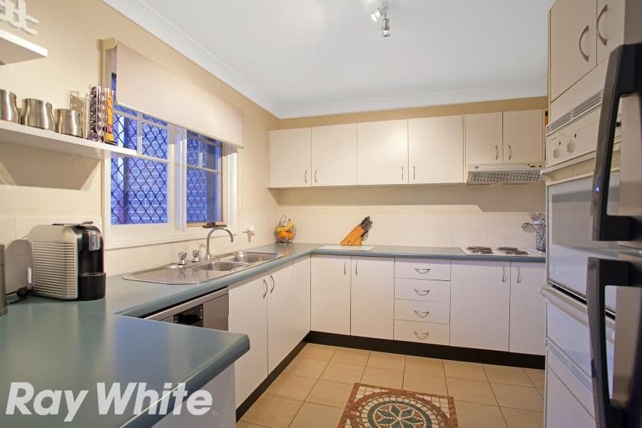 27 Seven Hills Road, BAULKHAM HILLS NSW 2153, Baulkham Hills - Thumbnail 2
